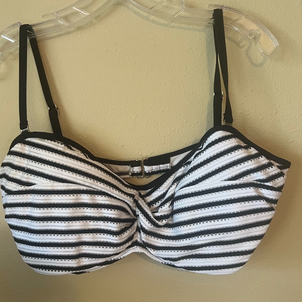 SUNSETS Ladies Underwire Bikini Top & Bottom White & Black 40F bra top XL Bottom